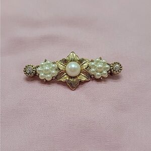 1928 Bar Pin Brooch Faux Pearl Rhinestone Gold Tone Floral Vintage